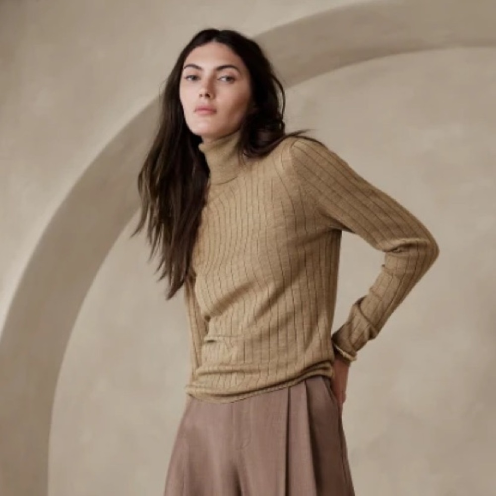 Merino Wool Banana Republic Tan Turtleneck Sweater XXL